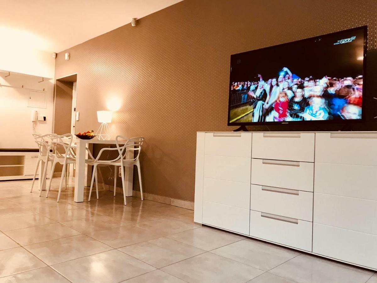 Apartamenty Aleksandry Apartament Przy Parku Свиноуйсьце Экстерьер фото